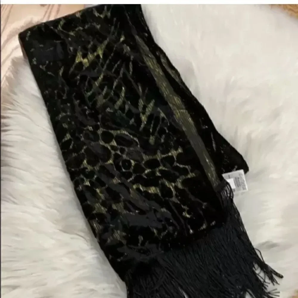 INC International Concepts leopard scarf NWT